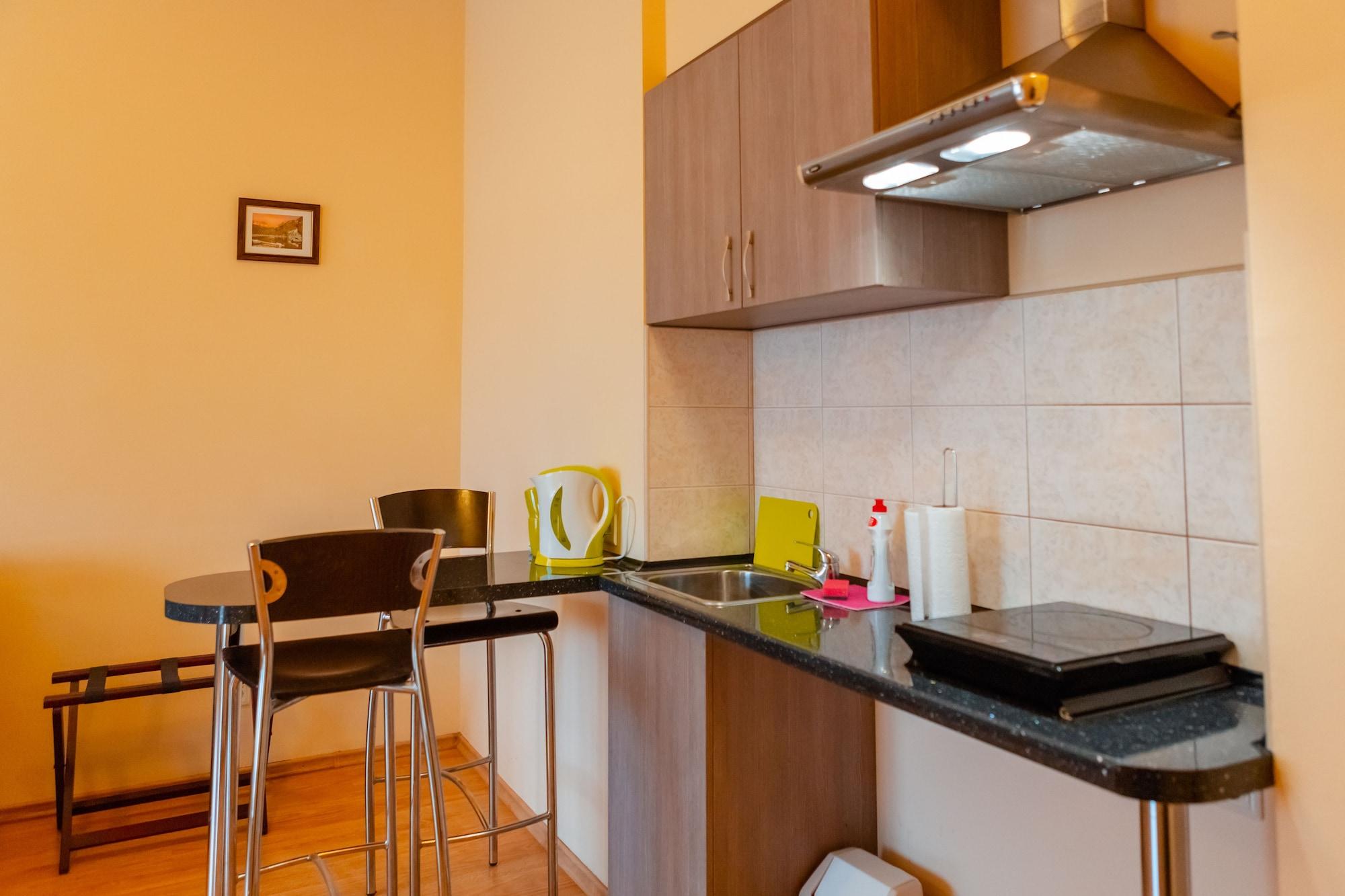 Apart Hotel Tomo Free Parking Riga Exterior photo