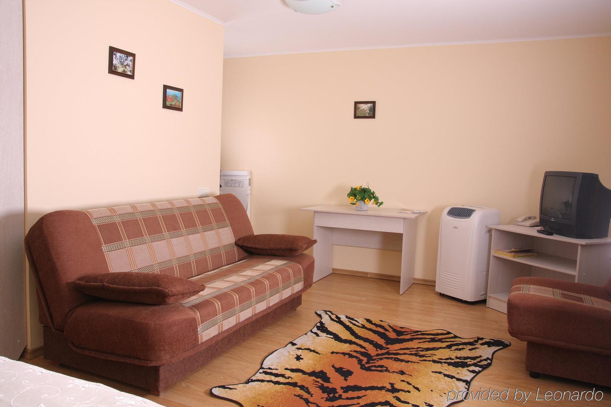 Apart Hotel Tomo Free Parking Riga Exterior photo