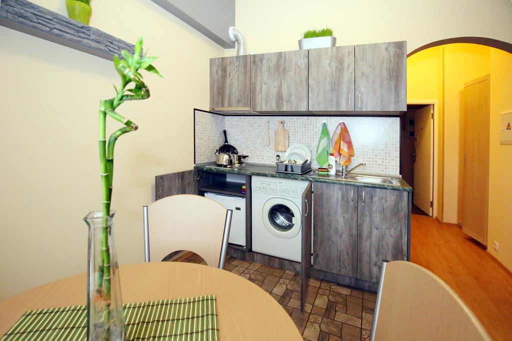 Apart Hotel Tomo Free Parking Riga Room photo