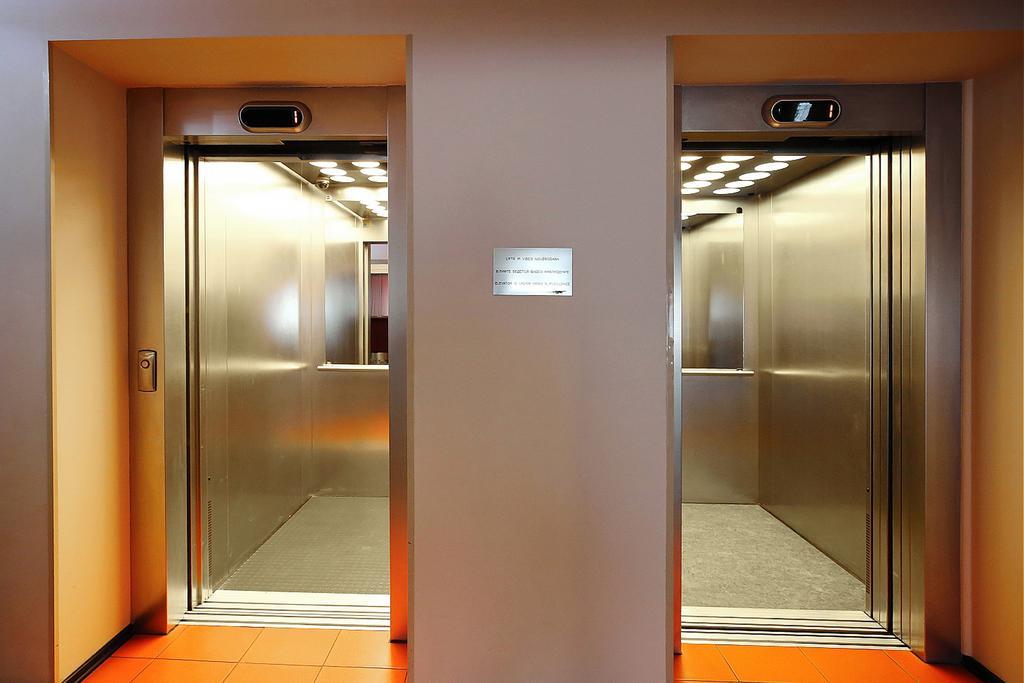 Apart Hotel Tomo Free Parking Riga Exterior photo