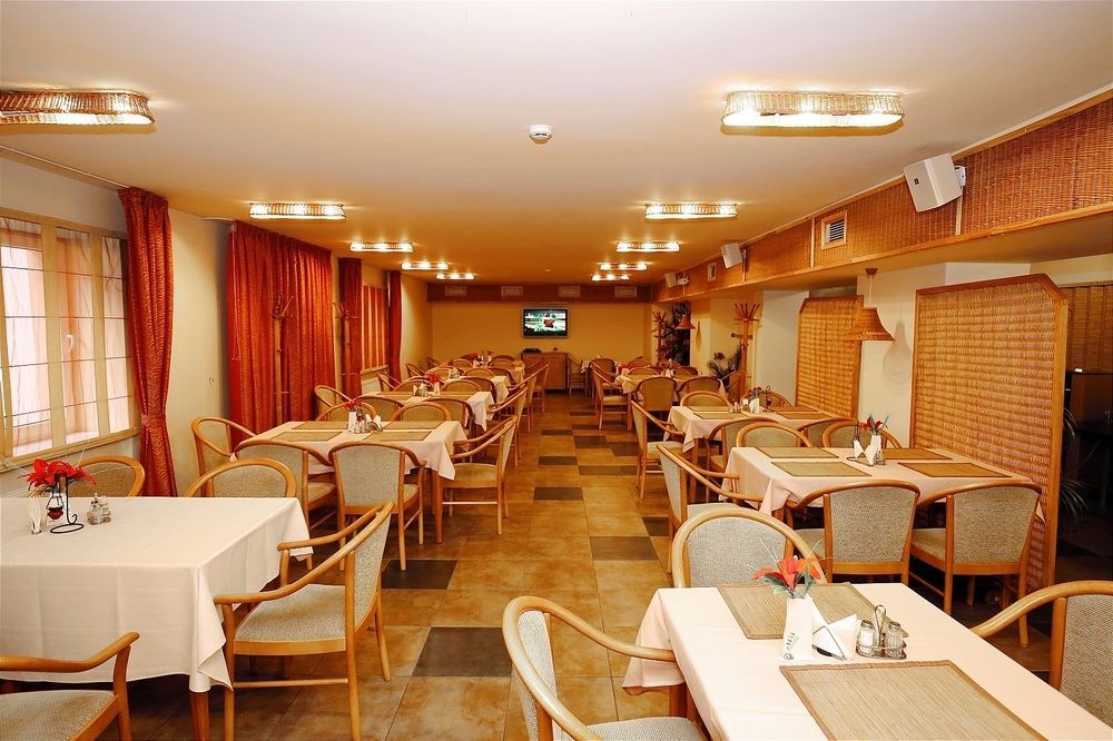 Apart Hotel Tomo Free Parking Riga Exterior photo