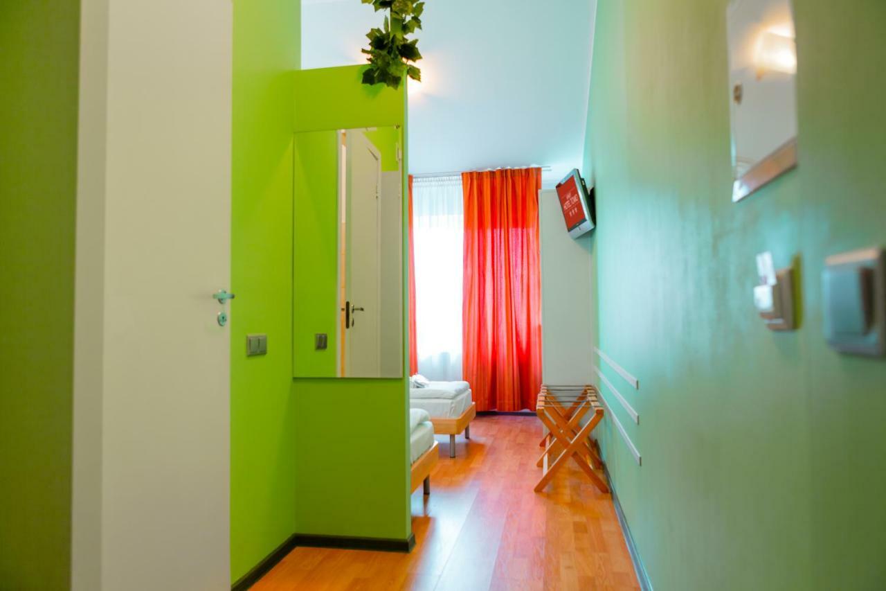 Apart Hotel Tomo Free Parking Riga Exterior photo
